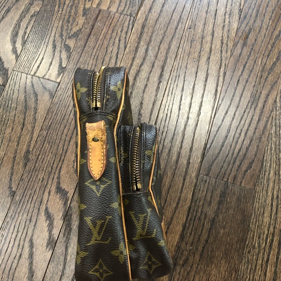 SOLD - Picture 4 of 8